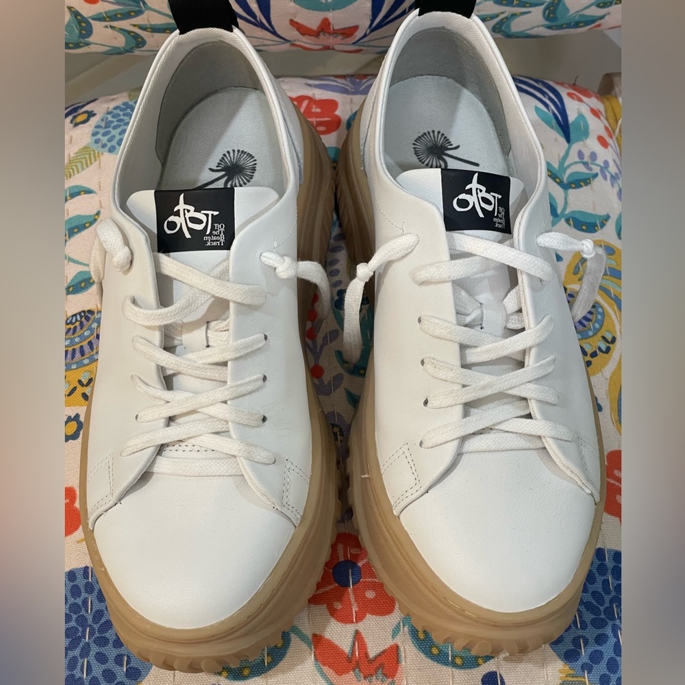 OTBT Pangea White Leather Tennis Shoes